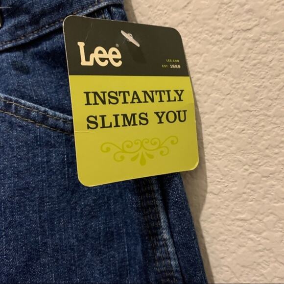 NEW Lee painter denim jean shorts. Size 14 medium color dark Stone. - Picture 5 of 6